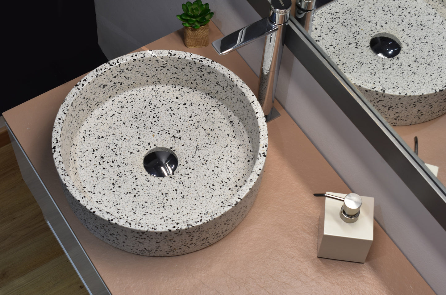 Eos Terrazzo Crema White