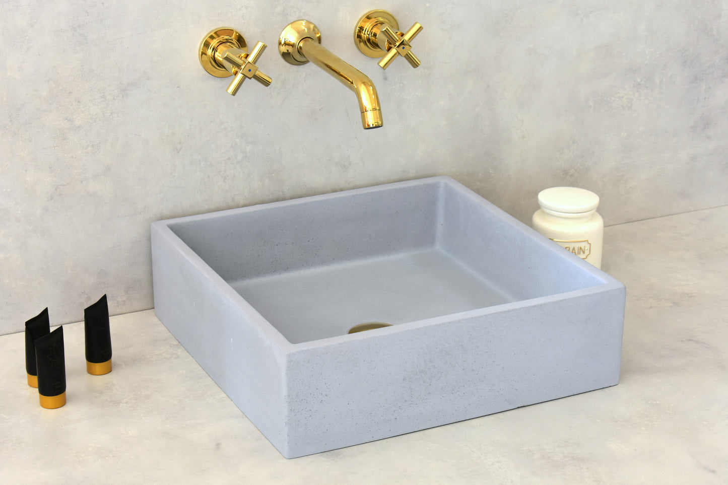 Lavabo à poser en béton pour salle de bain