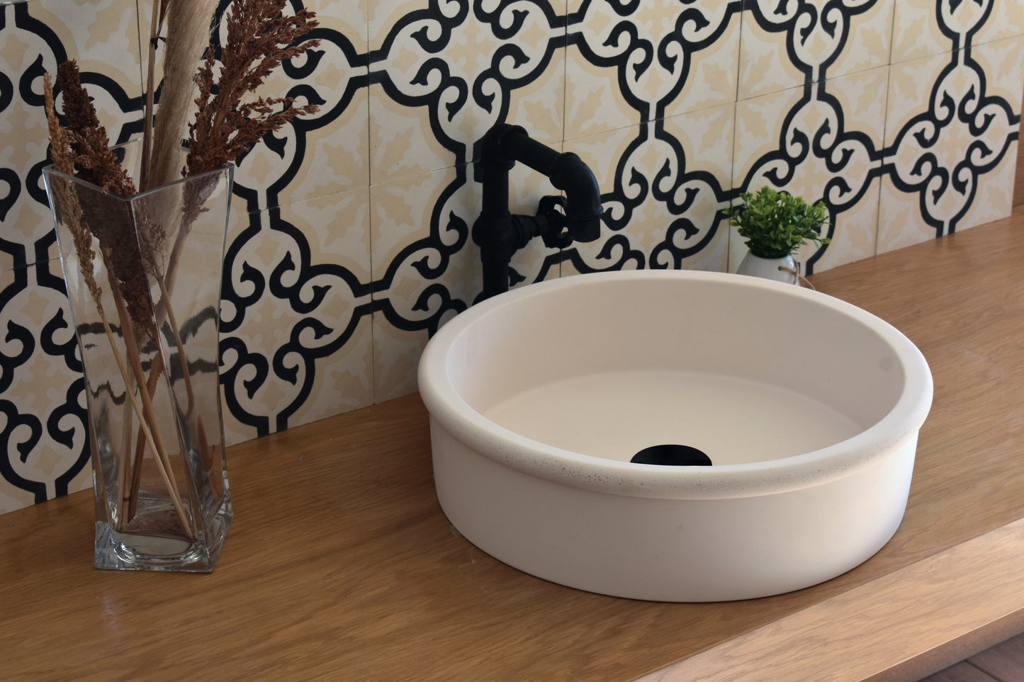 Lavabo à poser en béton pour salle de bain