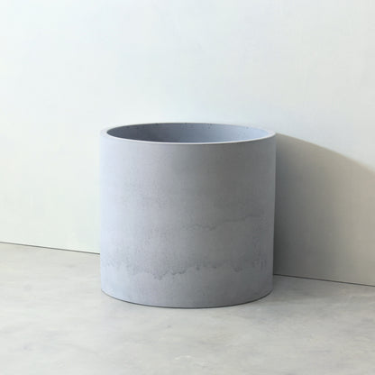 Lavabo de hormigón artesanal sobre encimera Ares — KreaConcrete