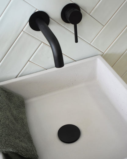 Handmade concrete wall-hung basin Alba mural — KreaConcrete