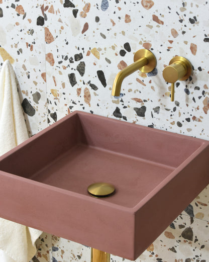 Handmade concrete wall-hung basin Alba mural — KreaConcrete