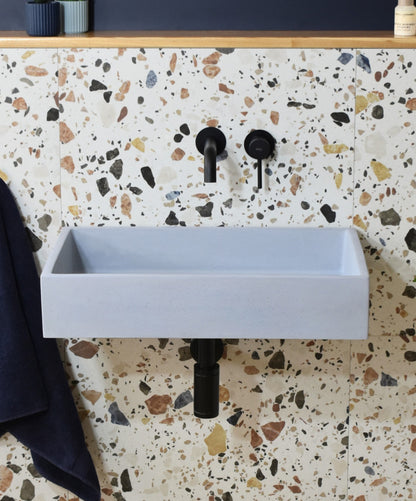 Handmade concrete wall-hung basin Mare mural — KreaConcrete