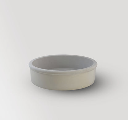 Lavabo de hormigón artesanal sobre encimera Duna — KreaConcrete