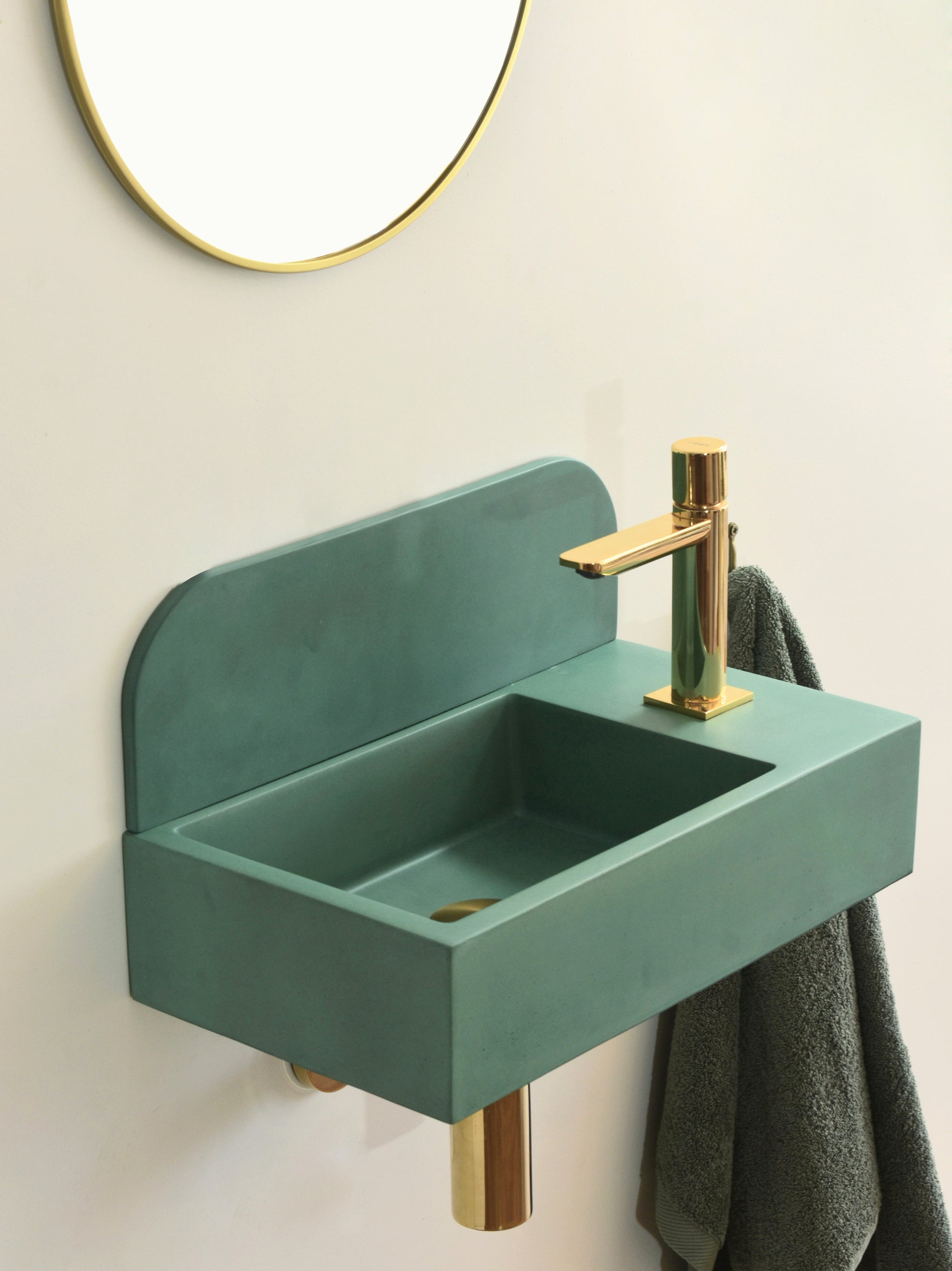 Handmade concrete wall-hung basin Aura mural — KreaConcrete