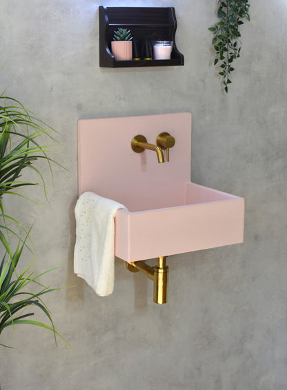 Handmade concrete wall-hung basin Mia Pink — KreaConcrete