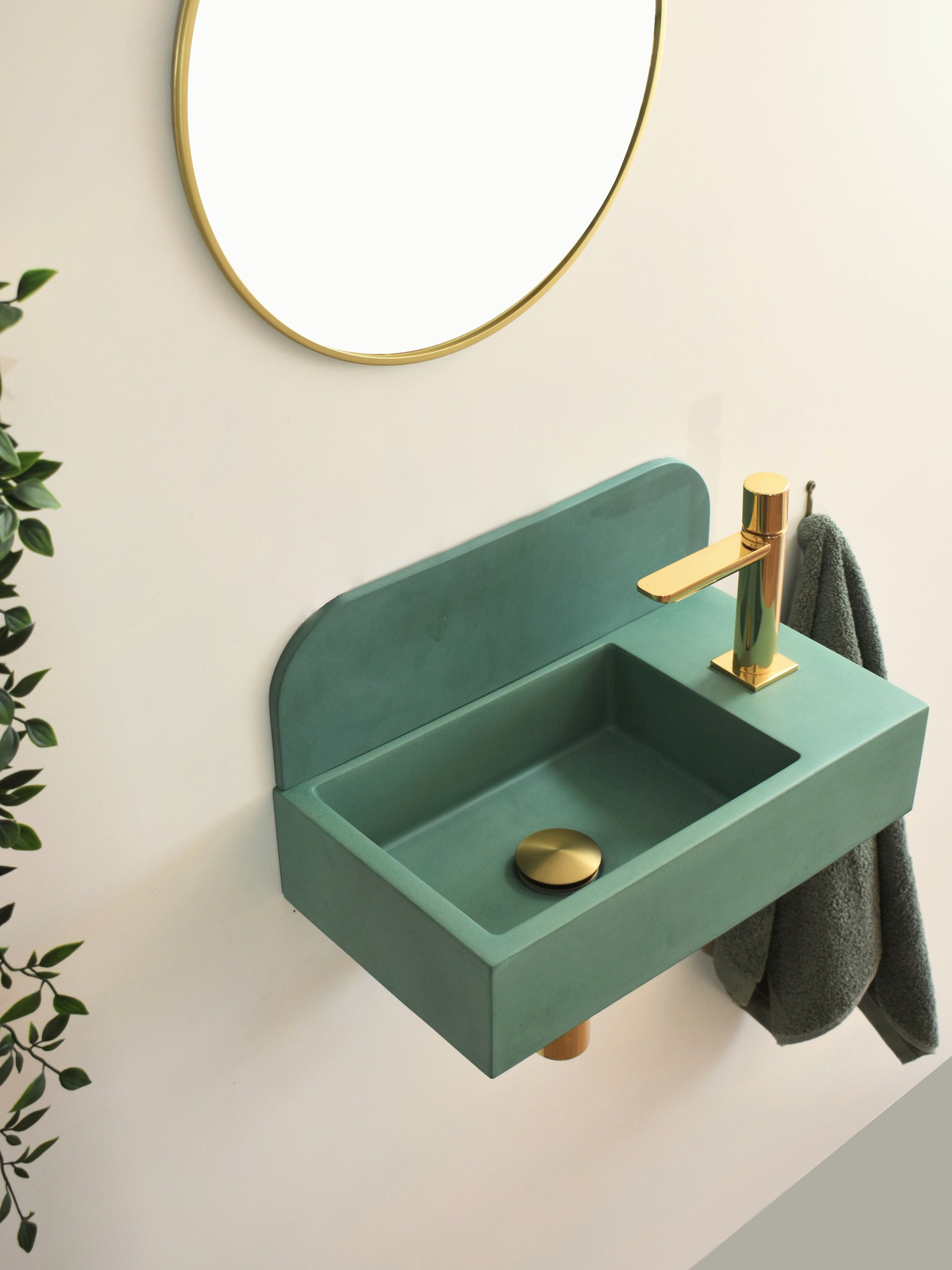 Handmade concrete wall-hung basin Aura mural — KreaConcrete