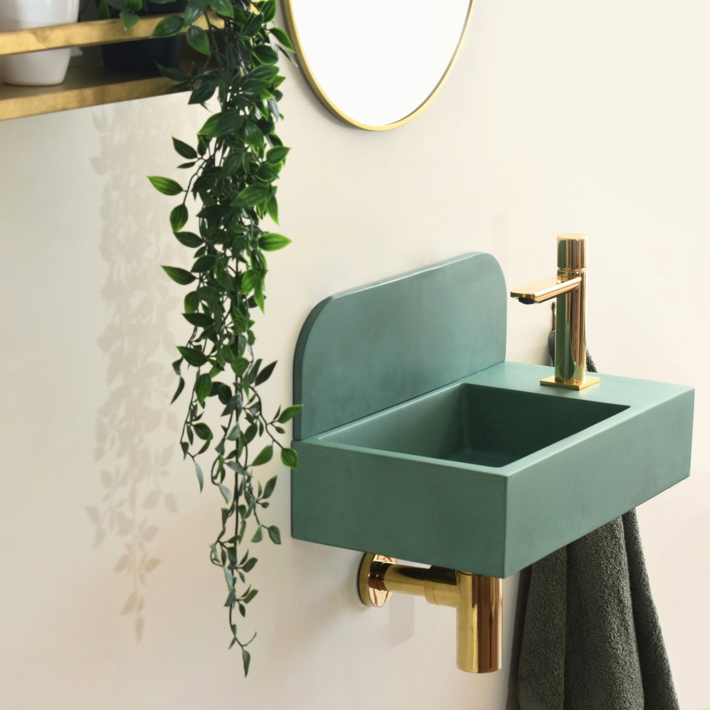 Handmade concrete wall-hung basin Aura mural — KreaConcrete